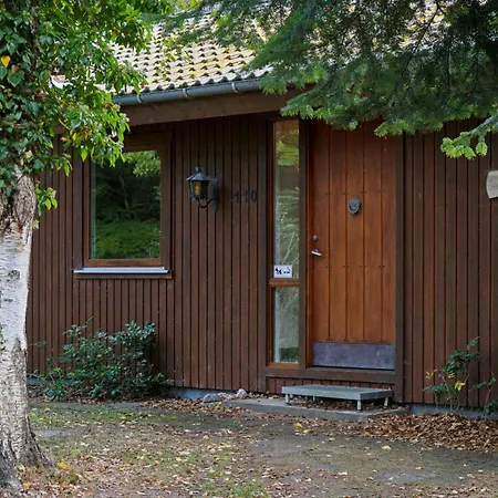 Dom wakacyjny Cozy Near Dybesø Nature